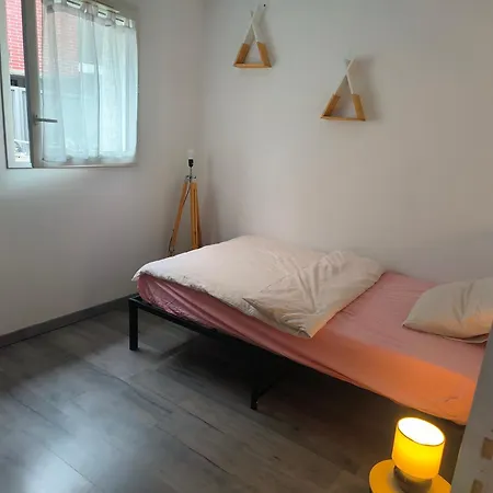 公寓 Duplex Proche Stade De France, Paris Et Cdg 斯坦