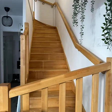 Apartamento Duplex Proche Stade De France, Paris Et Cdg